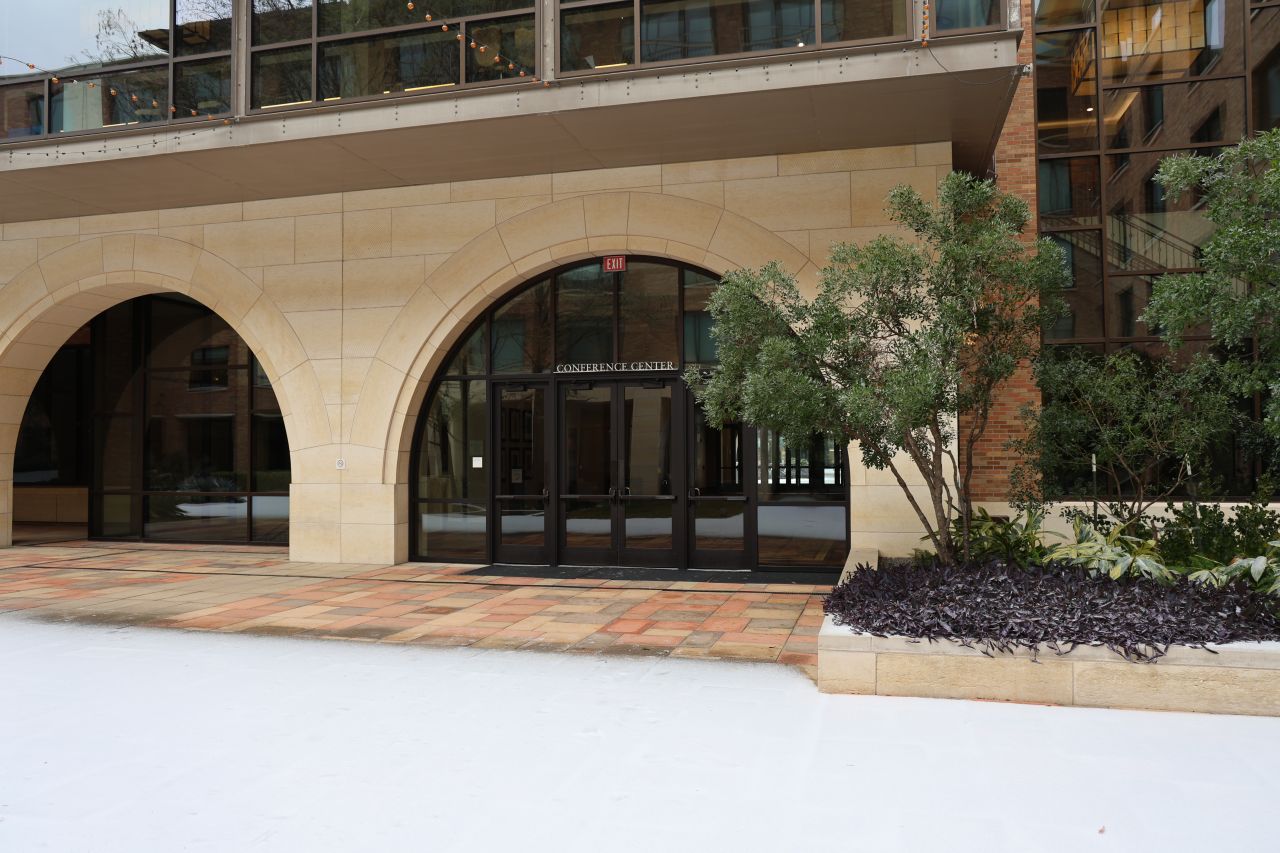 DDTX26 ice storm — photo by Peter Hanssens